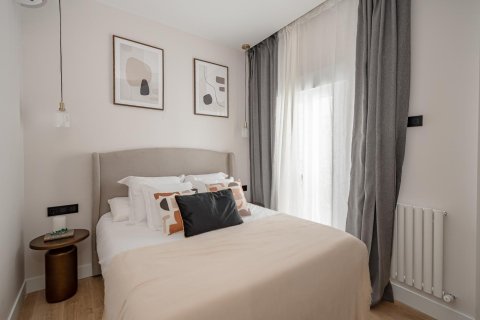 3 bedrooms Apartment in Madrid, Spain No. 27507 12