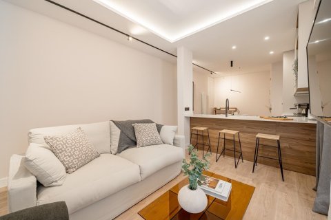 3 dormitorios Apartment en Madrid, Spain No. 27507 4