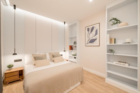 3 dormitorios Apartment en Madrid, Spain No. 27507 9