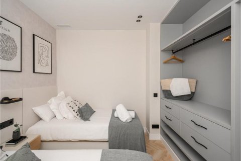 2 dormitorios Apartment en Madrid, Spain No. 27505 14