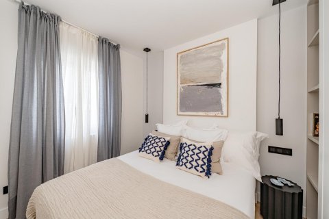 3 dormitorios Apartment en Madrid, Spain No. 27506 8