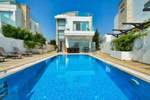 5 bedrooms Villa in Protaras, Cyprus No. 65352 1