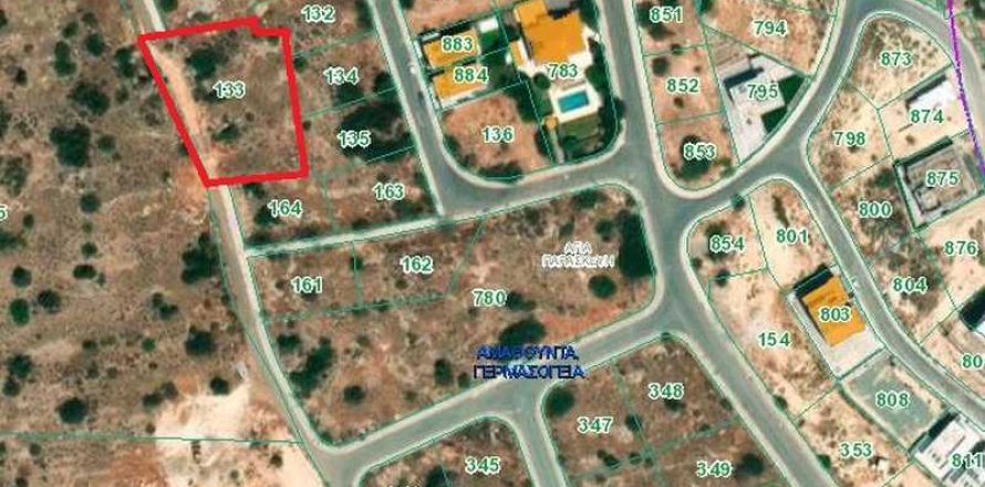 1986m² Land in Germasogeia, Cyprus No. 75292