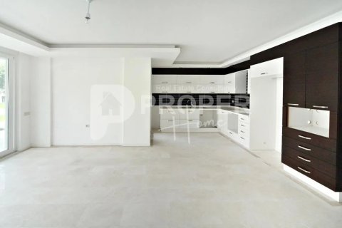 5 rooms Villa à Kemer, Turkey No. 12791 6