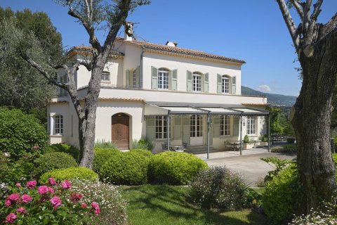 7 bedrooms Villa in Grasse, France No. 67211 3