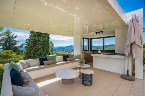 5 bedrooms Villa in Mougins, France No. 67213 8