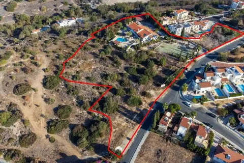 12598m² Land in Konia, Cyprus No. 35372 3