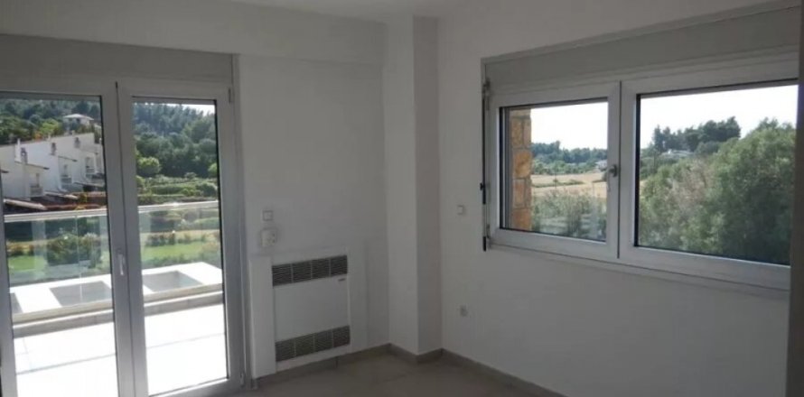 4 bedrooms Villa in Central Macedonia, Greece No. 52534