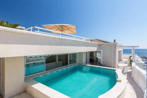 5 bedrooms Villa in Paphos, Cyprus No. 37778 2