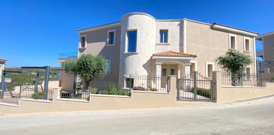 5 dormitorios Villa en Paphos, Cyprus No. 37778