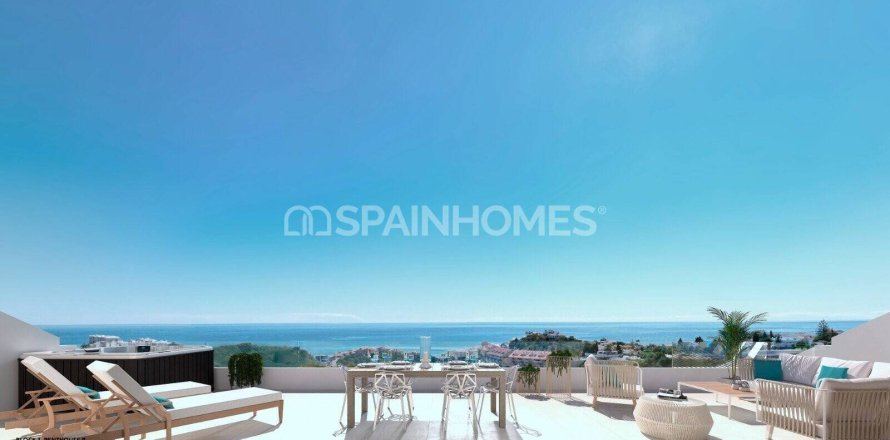 2 bedrooms Apartment in Fuengirola, Spain No. 26307