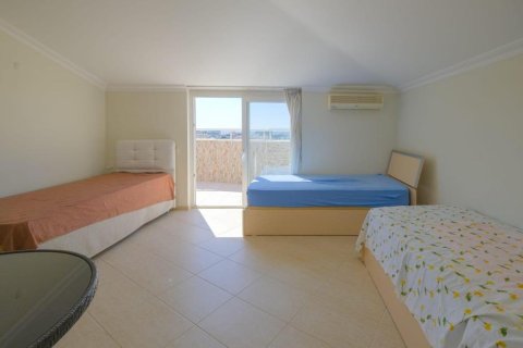 Квартира с 5 комнатами в Оба, Турция №92879 10
