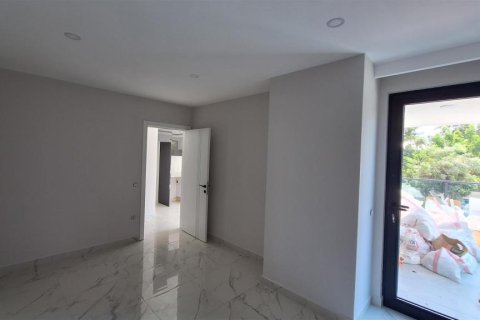 Квартира с 2 комнатами в Аланья, Турция №92878 6