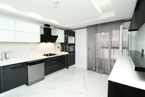 Квартира 5+1 в Муданья, Турция №92882 10