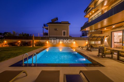 6+1 Villa in Fethiye, Turkey No. 76690 5