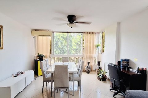 2 bedrooms Apartment in Panama City, Panama No. 76682 2