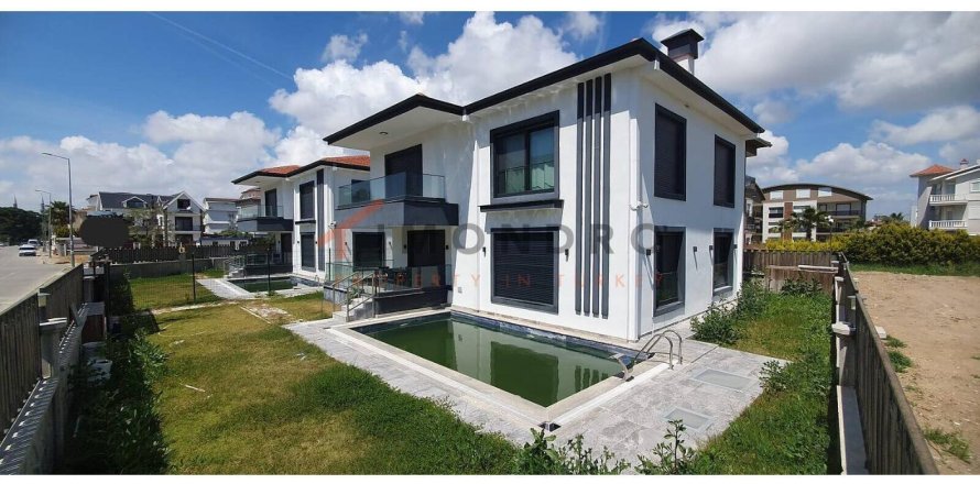 4+1 Villa in Belek, Turkey No. 18032