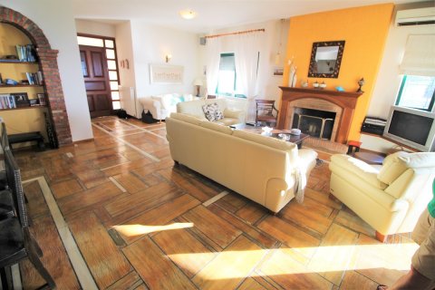 4 bedrooms Villa in Chania, Greece No. 24038 12