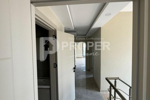 5 rooms Appartement à Antalya, Turkey No. 12281 2