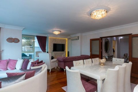 3+1 Apartment en Istanbul, Turkey No. 16114 7