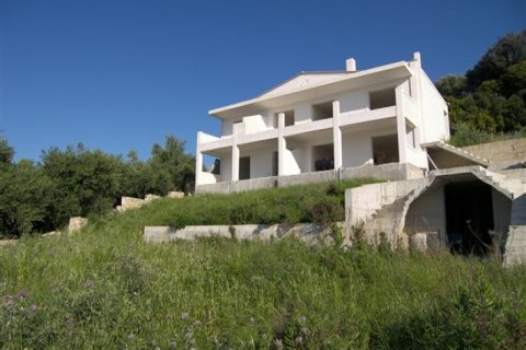 House in Zakynthos, Greece No. 24676 1