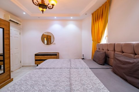 4+1 Villa in Konakli, Turkey No. 13799 13