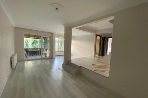 5+2 Villa in Istanbul, Turkey No. 15364 2