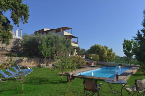 220m² Villa in Agios Nikolaos, Greece No. 57272 1