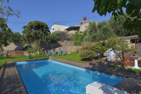 220m² Villa à Agios Nikolaos, Greece No. 57272 2