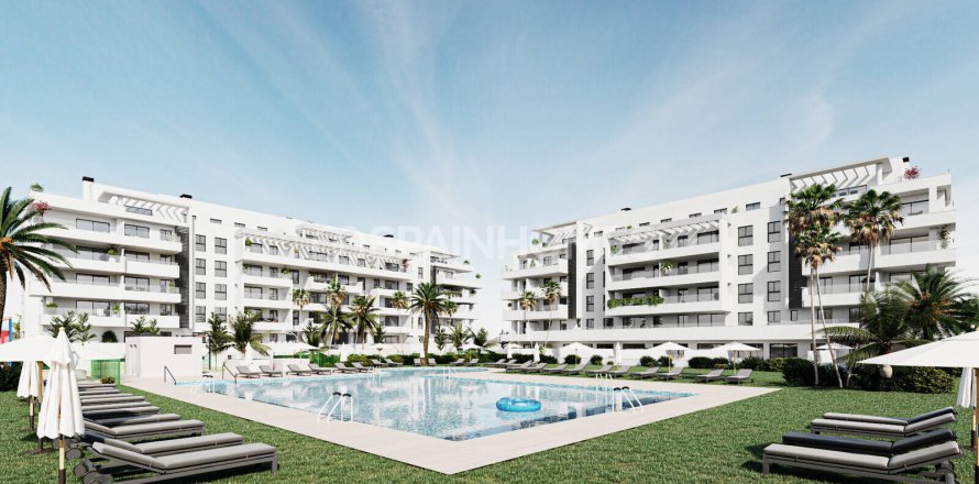 3 dormitorios Apartment en Torremolinos, Spain No. 26772