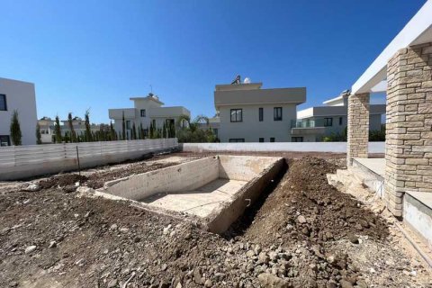 4 bedrooms Villa in Pegeia, Cyprus No. 63017 2