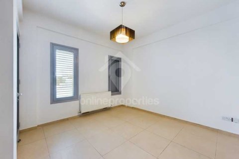 4 bedrooms House in Dali, Cyprus No. 28668 7