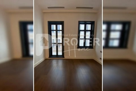 3 rooms Apartment in Beyoglu, Turkey No. 13054 16