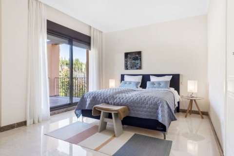 4 dormitorios Villa en Estepona, Spain No. 27085 9