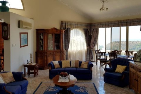 4 dormitorios Villa en Limassol, Cyprus No. 50935 3