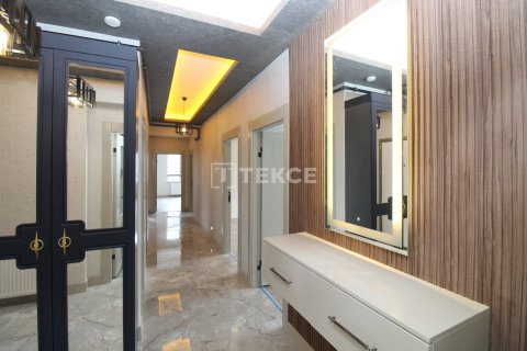 4+1 Apartment in Ankara, Turkey No. 54179 18