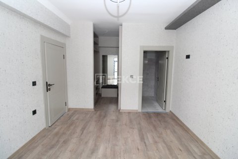 4+1 Apartment in Ankara, Turkey No. 54179 11