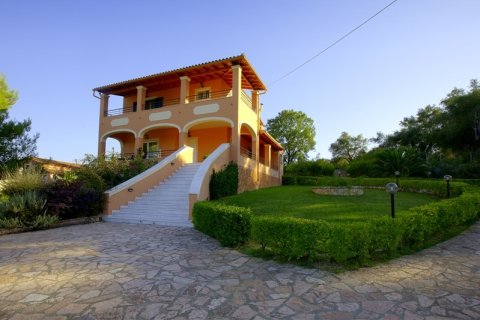 3 dormitorios House en Corfu, Greece No. 59047 2