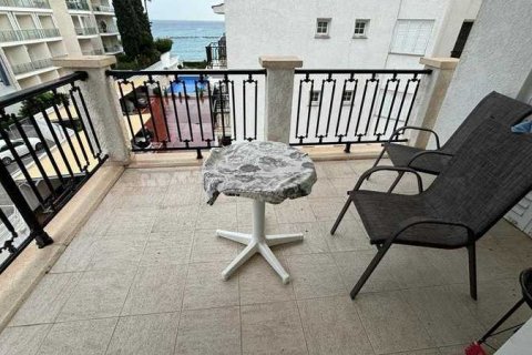 2 bedrooms Apartment in Germasogeia, Cyprus No. 35040 9