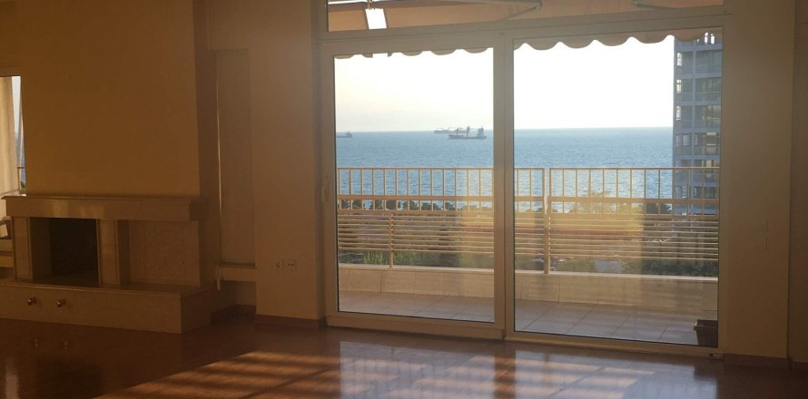 3 bedrooms Apartment in Thessaloniki, Greece No. 55853