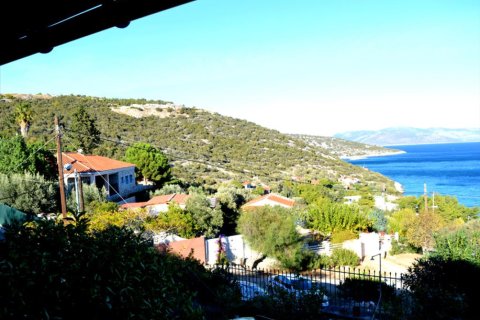 2 bedrooms Villa in Athens, Greece No. 50132 2