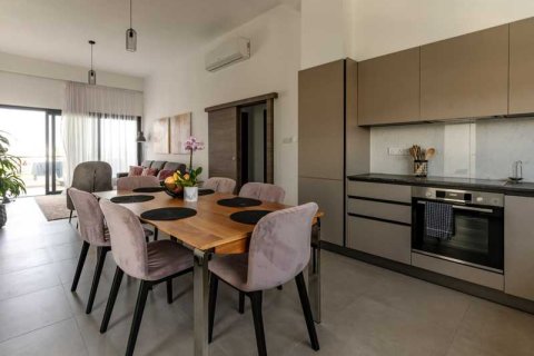 2 dormitorios Apartment en Germasogeia, Cyprus No. 65727 4