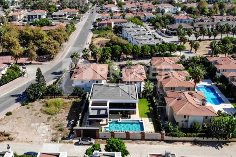 7 habitaciones Villa en Camyuva, Turkey No. 11692 30