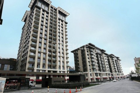 1+1 Apartment in Istanbul, Turkey No. 11752 3