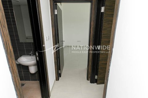 2 bedrooms Apartment in Al Ghadeer, UAE No. 3730 8