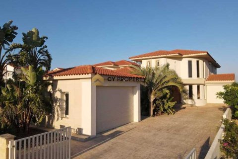 5 dormitorios House en Pervolia, Cyprus No. 31234 3