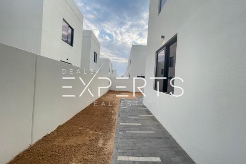 4 dormitorios Villa en  Yas Island, UAE No. 45830 12