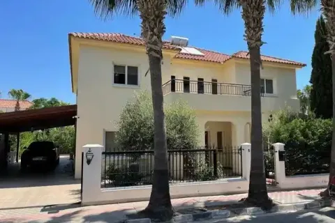 5 dormitorios House en Pervolia, Cyprus No. 29340 1