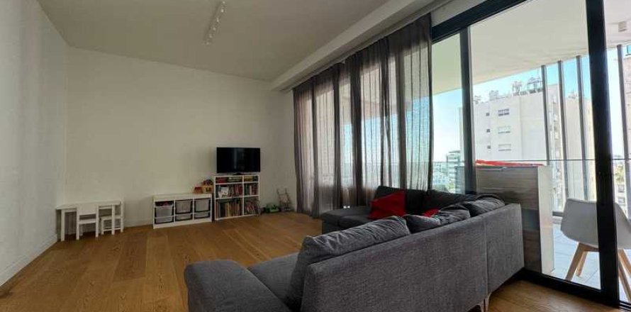 2 dormitorios Apartment en Limassol, Cyprus No. 65992