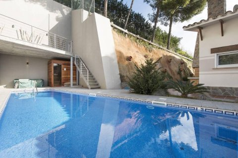 4 dormitorios House en Blanes, Spain No. 25282 12